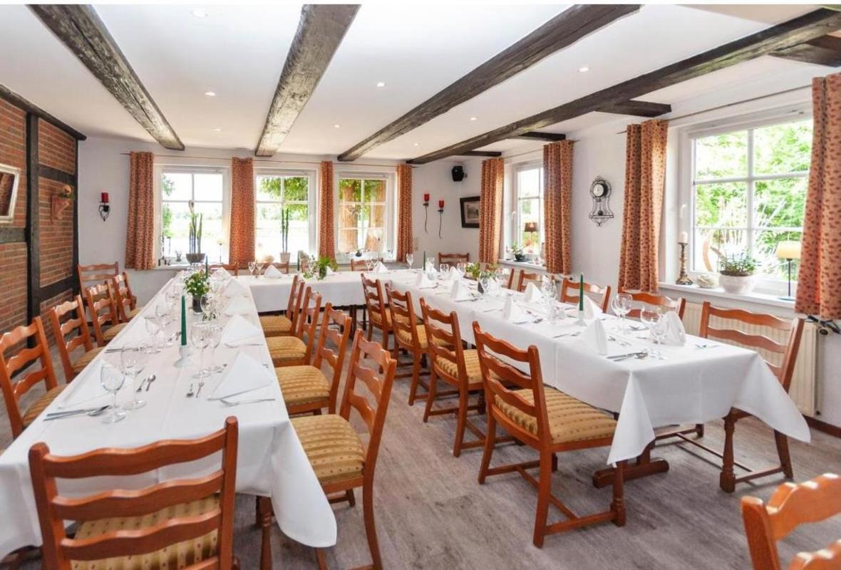 Eicklingen Hotel Zur Erholung & Restaurant Amme'S Landhaus מראה חיצוני תמונה
