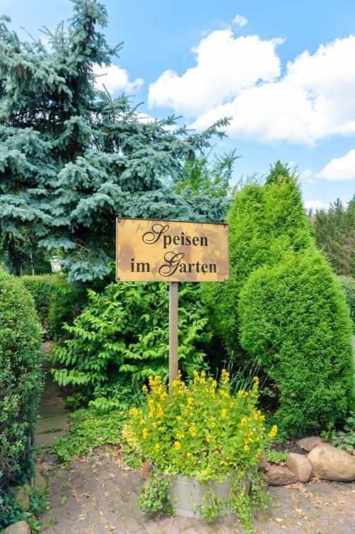 Eicklingen Hotel Zur Erholung & Restaurant Amme'S Landhaus מראה חיצוני תמונה